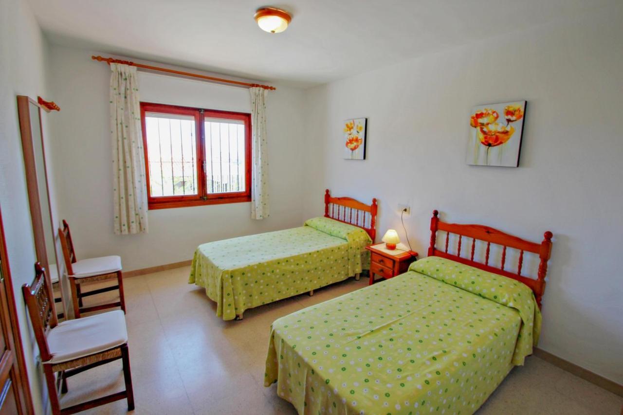 Laura-29A - Pretty Holiday Property With Garden And Private Pool In Calp Extérieur photo